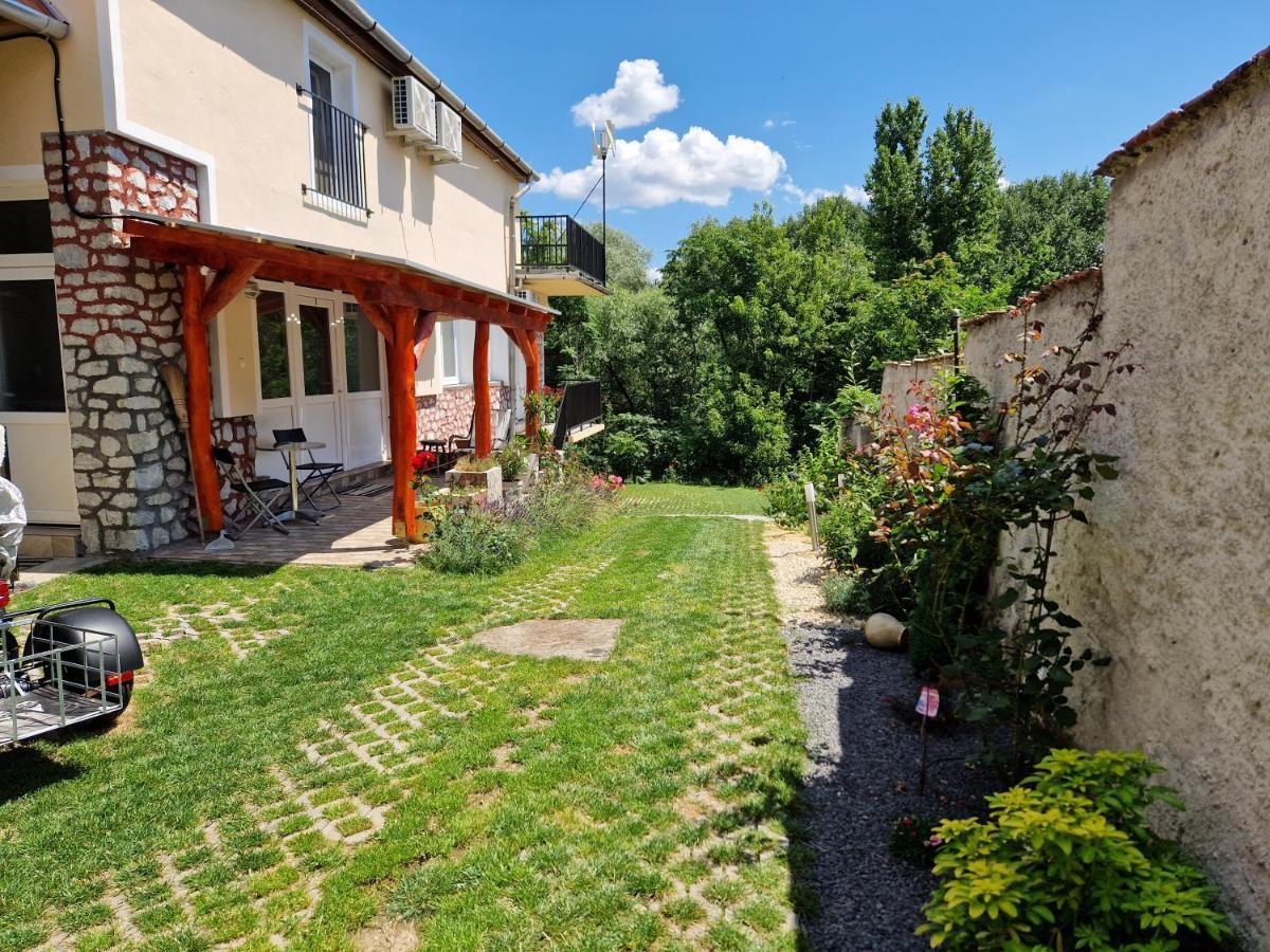 Gecse-Villa Sárospatak Buitenkant foto